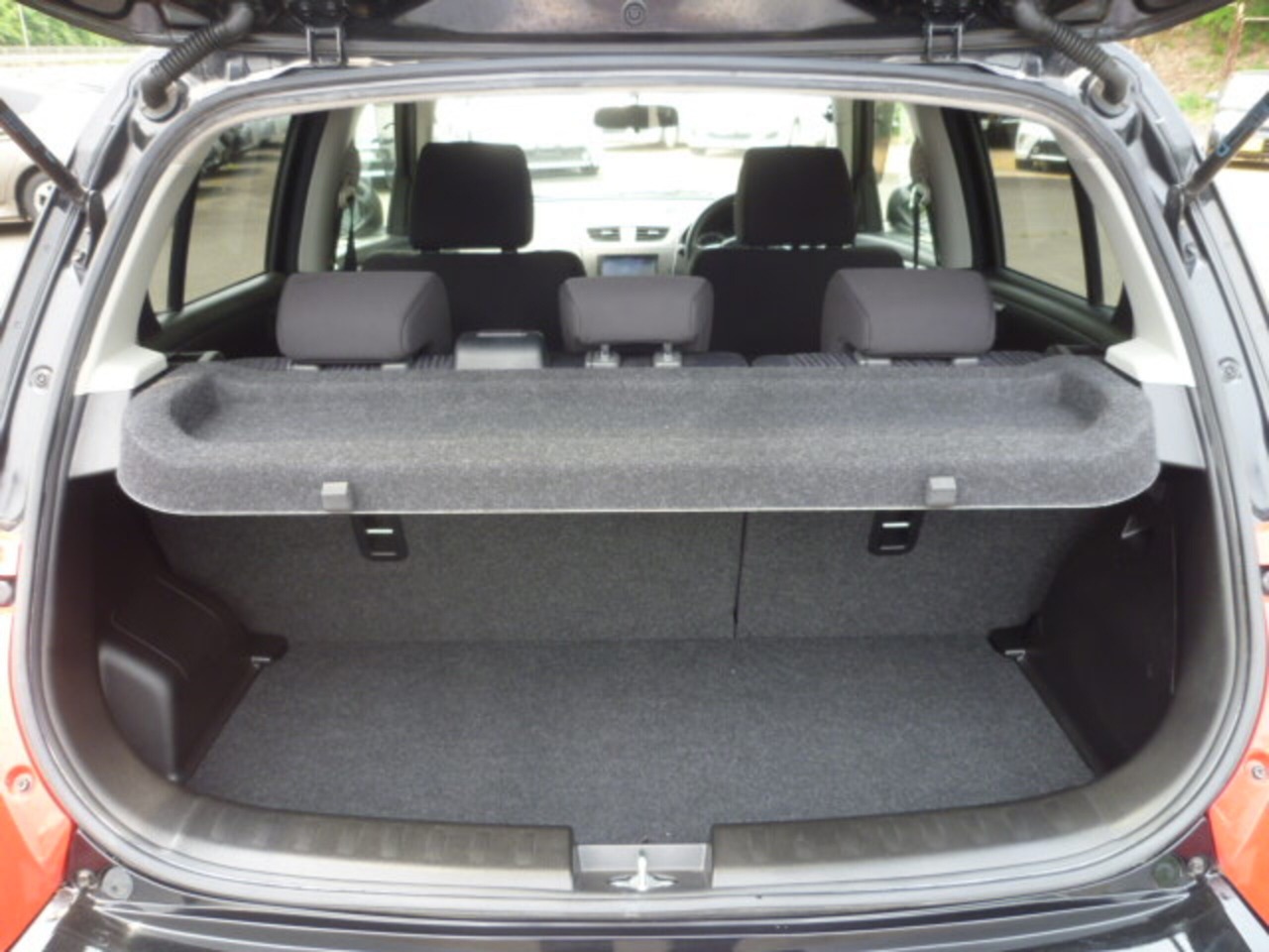 2012 SUZUKI SWIFT